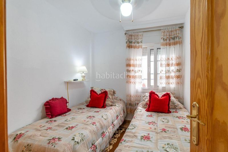 Foto 4f38b753-f36f-492e-8dd7-23382fa1b437. Casa adosada en Los Almendros Orihuela