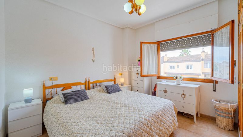 Foto d9610af2-933f-4cd1-be93-234f36a13234. Apartamento en Punta Prima Torrevieja