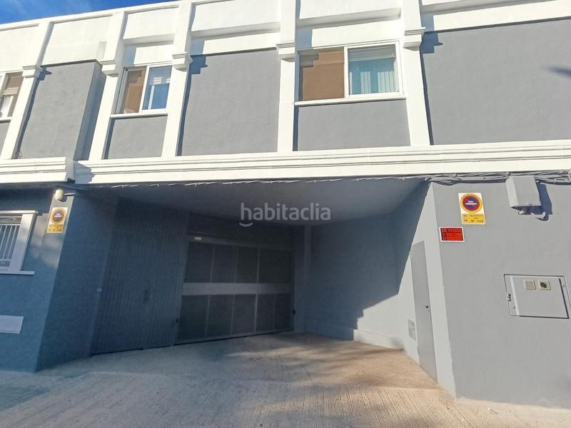 Foto 8719bc30-f4a5-404d-8bbd-1bbaa8cad26a. Car parking in Ibi