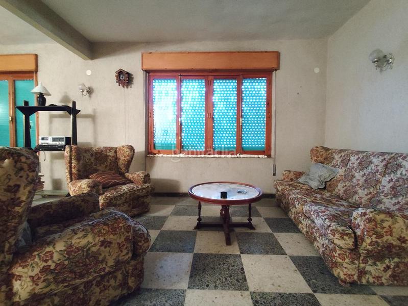 Foto bc5d5e92-5c42-48da-b19f-2120de0829a6. Casa con piscina in Onil