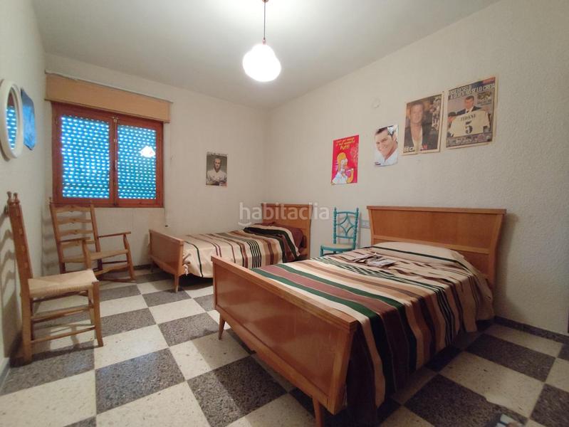 Foto c3dbbb21-96ae-4c10-97cd-70f4cf51bea1. Casa con piscina in Onil