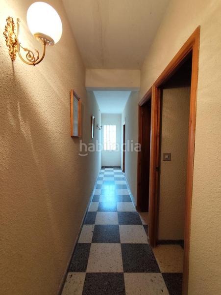 Foto c6d7d7b3-1399-409e-9a1b-b02186c84699. Casa con piscina in Onil
