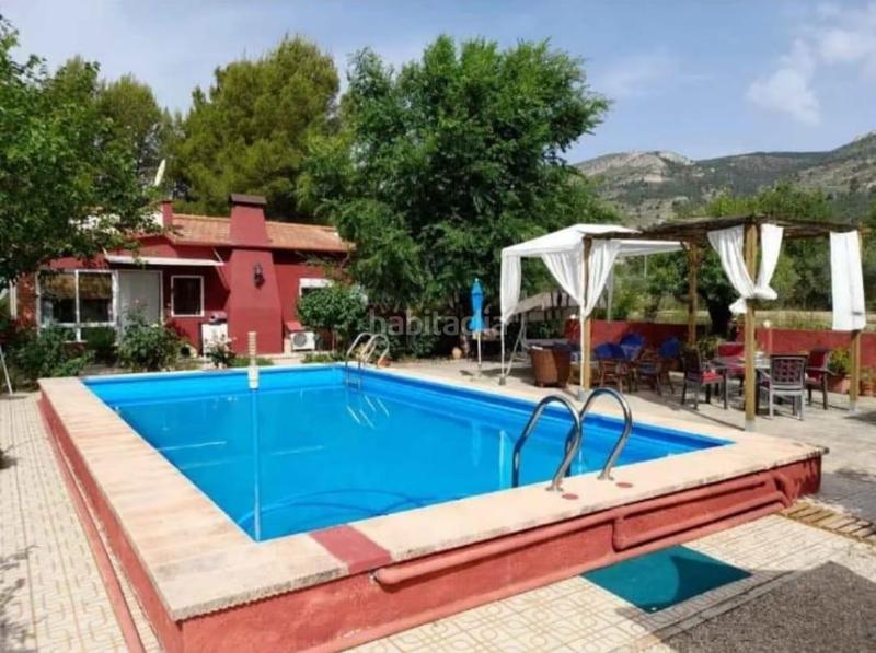 Foto 069cb85b-62db-4c1d-9299-3514652c7ae8. Masía chalet con piscina y dos edificaciones en Onil