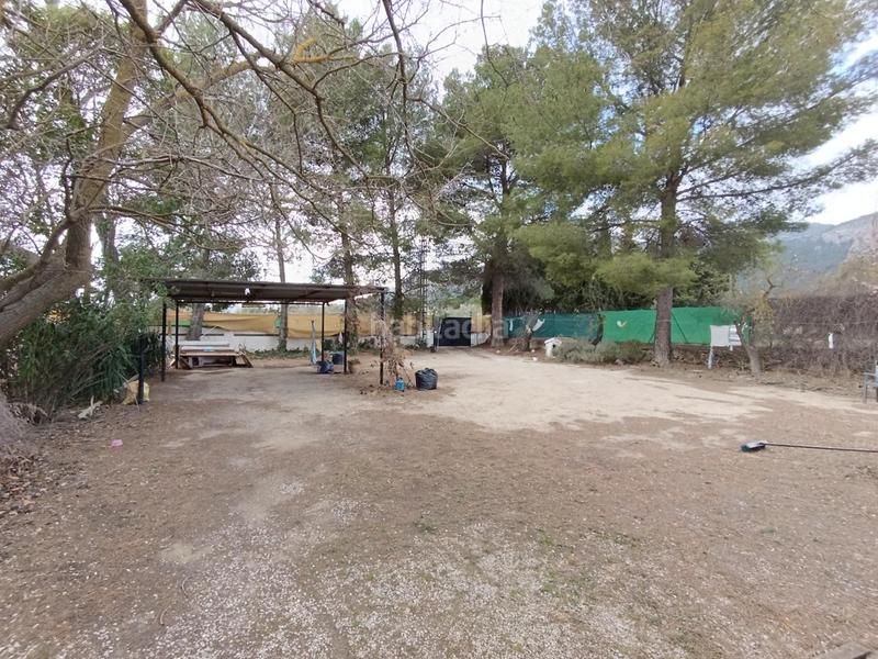 Foto d978015d-3022-431f-9163-766a03f703b9. Masía chalet con piscina y dos edificaciones en Onil