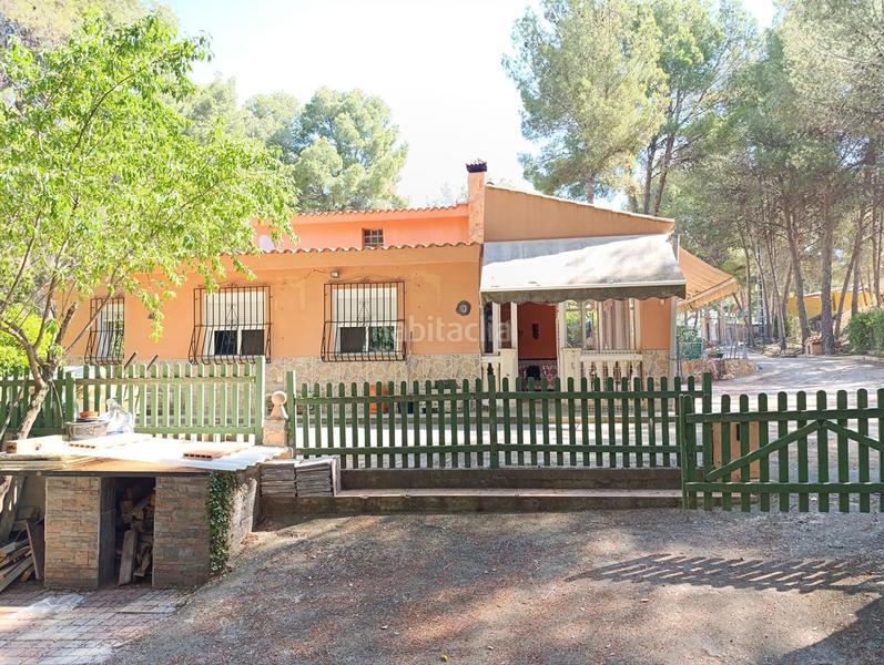 Foto 17772f3b-55dc-4a43-ad03-ee9527875218. Bauernhof mit pool in Tibi