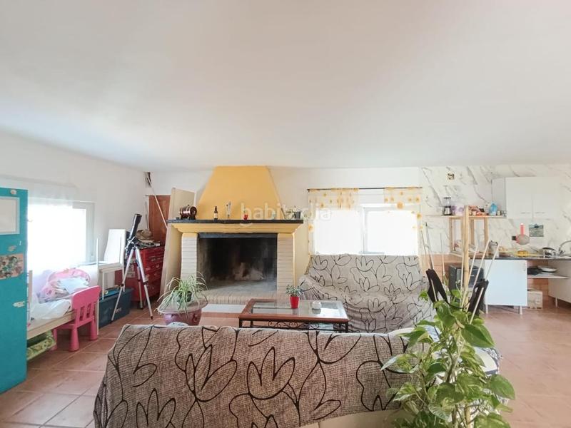 Foto cff498ee-927f-443b-bb84-a796eb867482. Maison dans Tibi