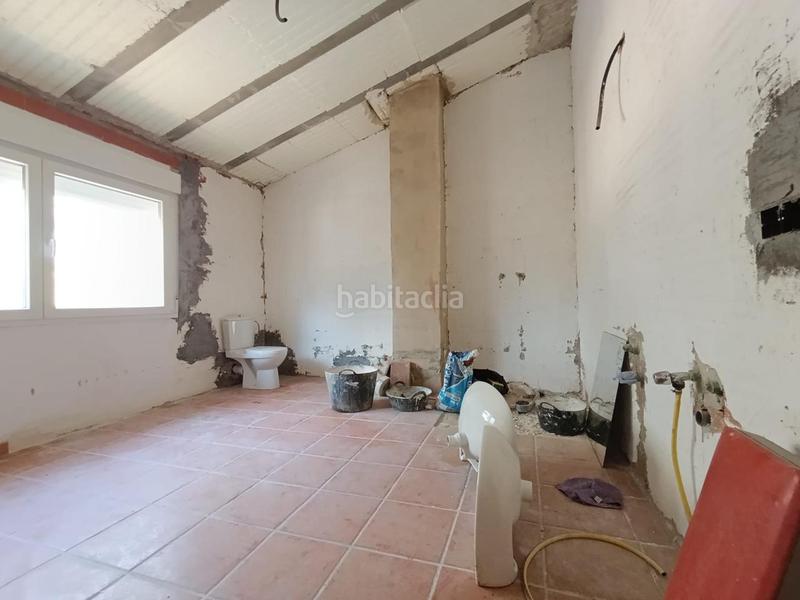 Foto ed8046fa-2cdd-421d-b5de-768d1f1ef26f. Maison dans Tibi