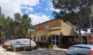 Casa a Tibi. Excelente chalet tibi urbanización terol