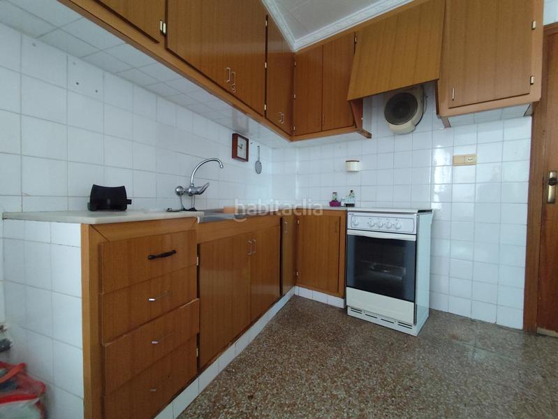 Foto 268aeef4-84f9-4fdd-95a4-51d5c59172e3. Casa  zona tranquila con terraza y patio en Ibi