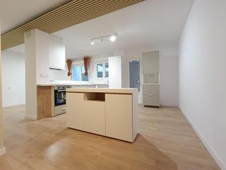 Appartement à Ibi. Magnifico piso reformado con patio en ibi