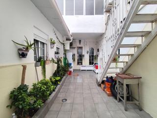 Piso en Ibi. Ocasion piso planta baja con patio y terraza en ibi