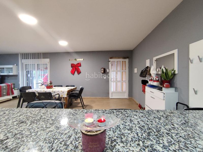 Foto 3216c248-9a16-4712-943f-fcdee73b5dde. Masia amb piscina a Castalla