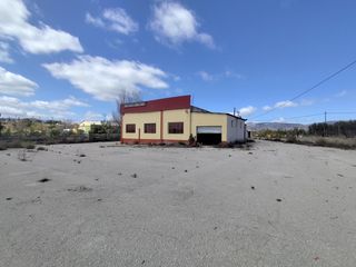 Industrial building in Castalla. Nave con vivienda 10.000m parcela en castalla