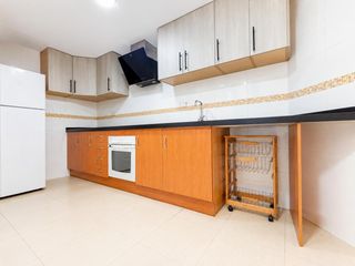 Flat in Onil. Fabuloso duplex en onil con garaje y trastero