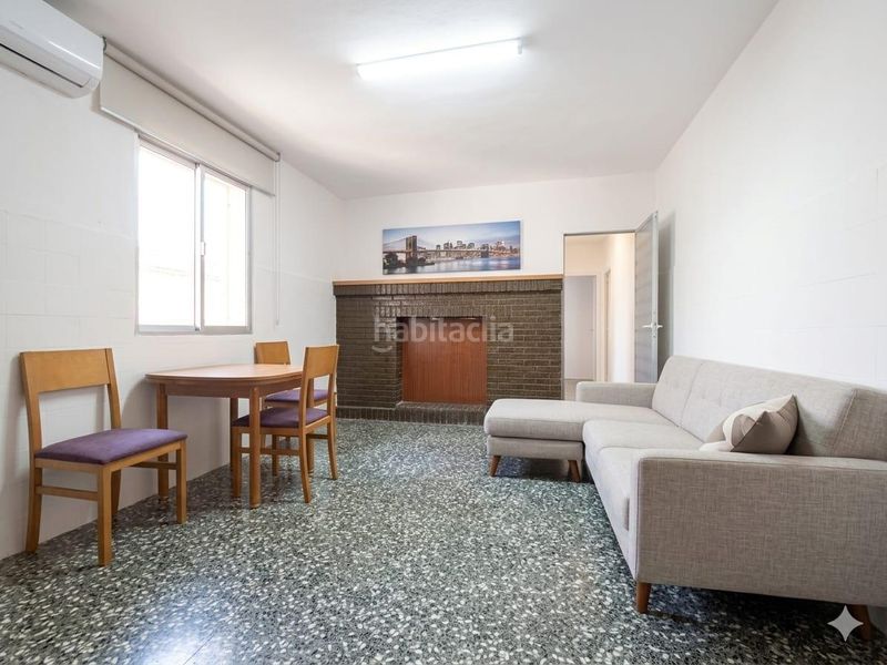 Foto d4c72216-3b81-4175-8bc6-d871150bb40c. Casa amb aparcament a Castalla
