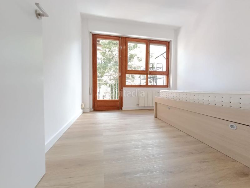 Foto 8c18586a-ffbd-4a00-8ef3-2c9037e5add7. Flat with heating in Ibi