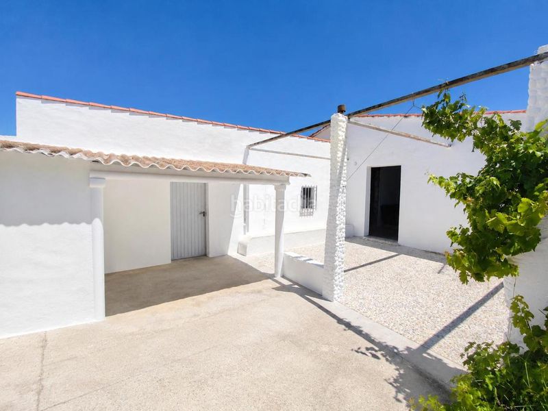 Foto 3b2fd521-854d-4b4b-8fa5-acaa95323887. Casa amb aparcament piscina a Onil