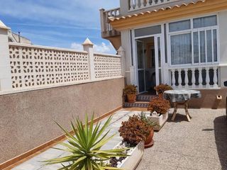 Ground floor in Castalla. Apartamento con jardín en castalla internacional