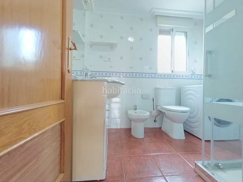 Foto 8d534cc7-7284-4d41-8764-51c800b9126e. Masia amb piscina a Onil