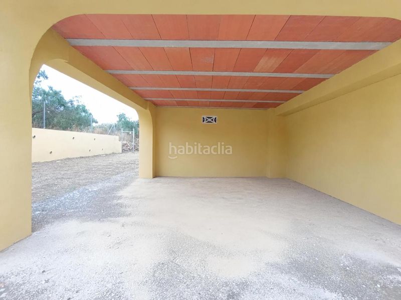Foto 8d865f04-c38d-4787-8fb1-a8f49755e15b. Masia amb piscina a Onil