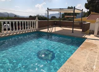 Bauernhof in Onil. Fabuloso chalet en onil con piscina