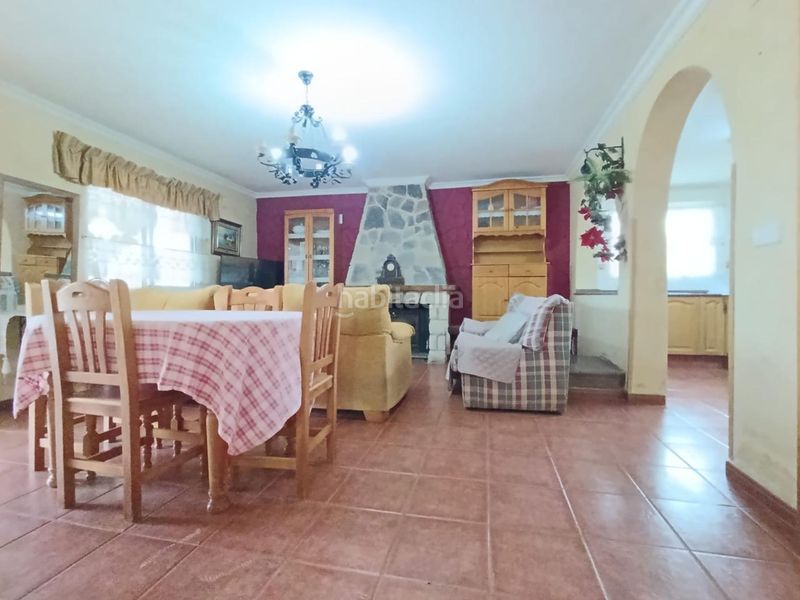 Foto f3d4add3-d8e8-400d-9e68-03e28ed119b5. Masia amb piscina a Onil