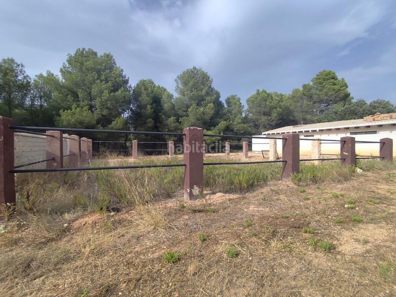 Foto c4fac864-df2d-4cf4-b91f-0ea0e8e45c86. Finca rústica terreno edificable en venta en la mejor zona en Ibi