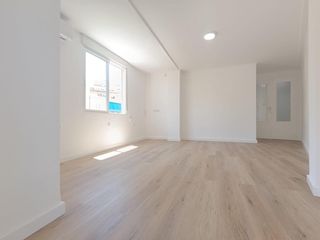 Flat in Ibi. Piso centrico en ibi con 3 habitaciones y dos balcones