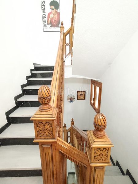 Foto d4da724b-9c43-498f-88e4-6f0f3e1a164e. Édifice dans Petrer