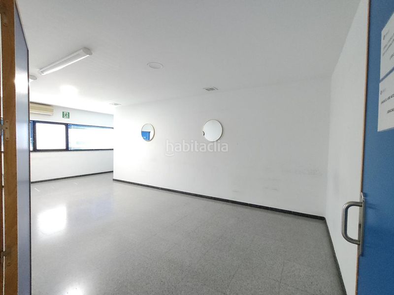 Foto 5cbf7a81-4222-49b0-9994-7f8148d306ad. Location bâtiment à usage industriel dans Ibi