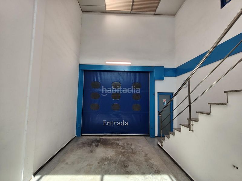 Foto ee38f513-8b11-41b3-99d5-e14f07237344. Location bâtiment à usage industriel dans Ibi