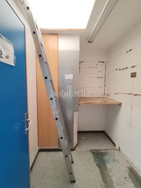 Foto f8f6697c-e92d-40fe-b10f-263624e3f9b8. Location bâtiment à usage industriel dans Ibi