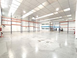 Miete Fabrikhalle in Ibi. Ocasion nave industrial en alquiler poligono de ibi