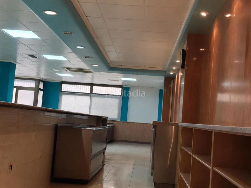 Foto 0c6dc6f6-7d33-4ff5-b82e-5d0a10079b6f. Local comercial a Eixample Alcoi