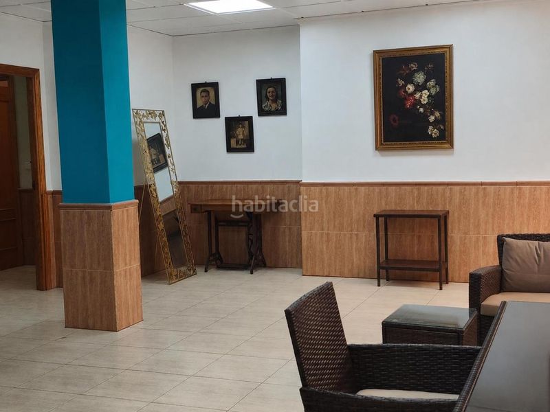 Foto cef7ea76-4f68-4976-aeae-0ab3b87bdb8f. Local comercial a Eixample Alcoi
