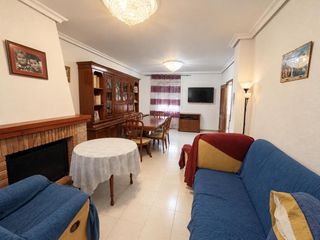 Haus  Comuneros de castilla. Oportunidad casa adosada en ibi en barrio tranquilo