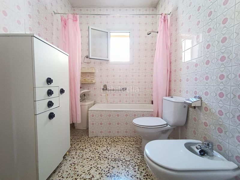 Foto e6f75cba-f968-42c5-a6a3-d63eeb1d25c9. Casa con parcheggio in Ibi
