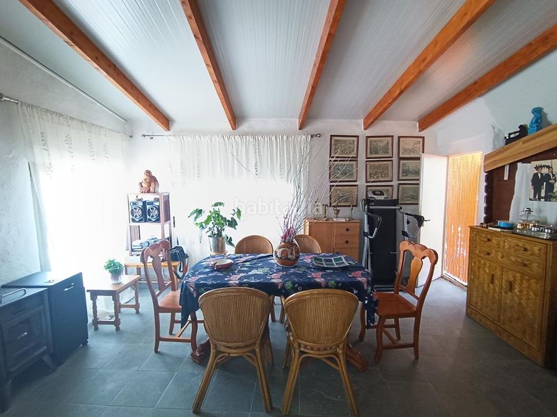 Foto 8e24df54-f5dd-4b72-965e-36fd36eb1964. Casa amb aparcament a Biar