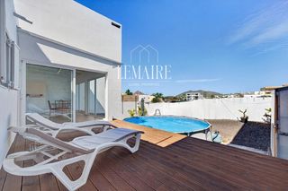 Semi detached house in Buzanada