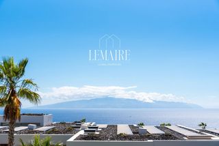Duplex  C. emilia pardo bazán. Apartamento contemporáneo de obra nueva con vistas al atlántico