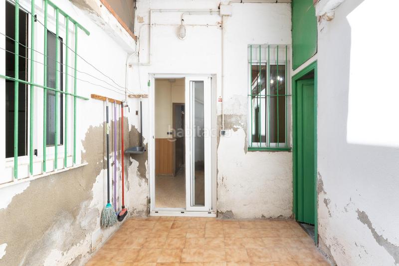 Foto 24e5ed24-e6b0-4fd0-8274-7cb9ef109d20. Planta baixa a Sant Ramon - Maternitat Barcelona