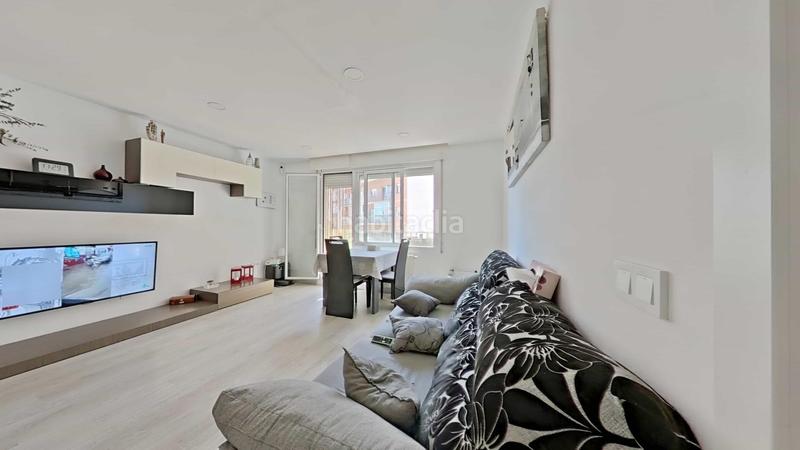 Foto 76ced45f-129c-42e8-a6cc-006b026e6f43. Appartamento con riscaldamento in Can Rull Sabadell