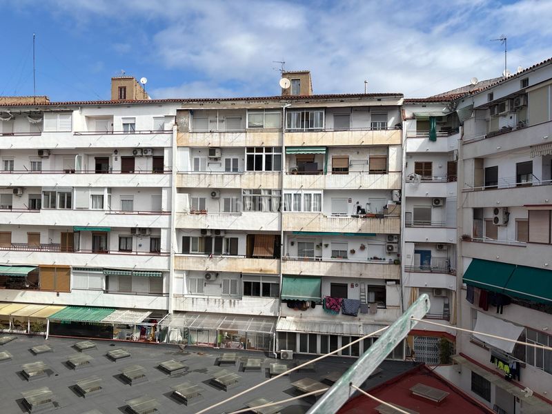 Foto dee69618-3ec0-45c4-b363-b4d922375a63. Pis a Vilapicina - Torre Llobeta Barcelona