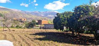 Mas à Cuacos de Yuste. Bonita casa con huerta con espectaculares vistas a la sierra