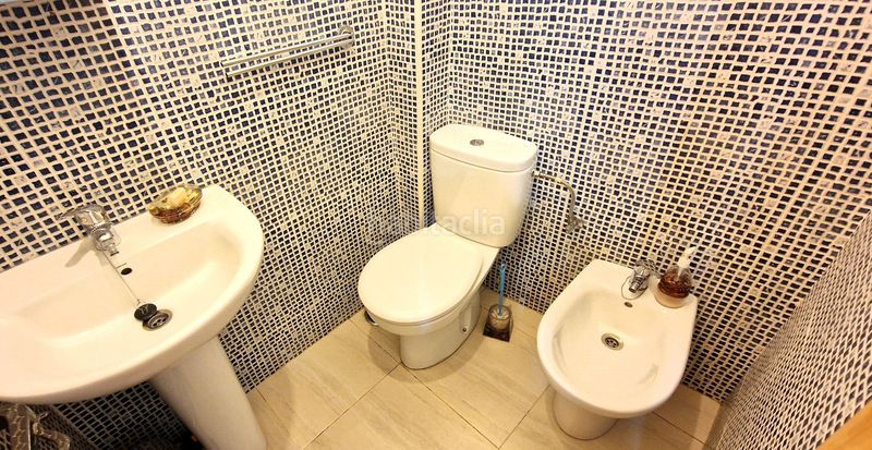Foto 636fdcc0-0f8b-4206-a729-00347366467c. Semi detached house in Jarandilla de la Vera