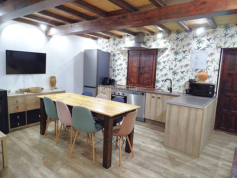 Foto 02cb655f-5635-4589-bc0b-85a23db77eda. Casa a Losar de la Vera