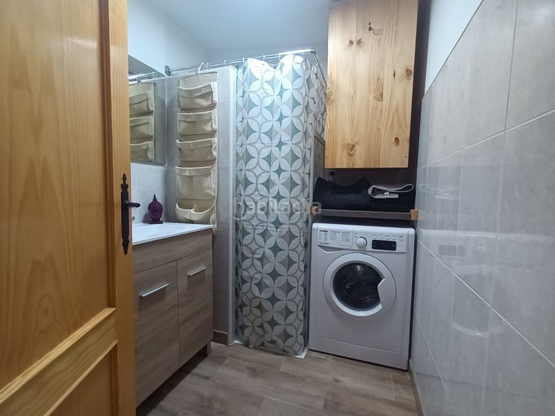 Foto 1eeb1069-5310-4db2-a3fb-56b91c492ac0. Casa a Losar de la Vera