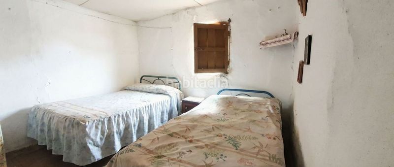 Foto edb3a78b-dfc3-4c9c-86cd-fd4aa8d5de86. Casa a Madrigal de la Vera