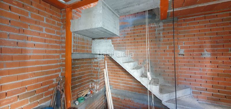 Foto fd672e10-5041-425d-81b7-021a5fd19095. Casa a Candeleda