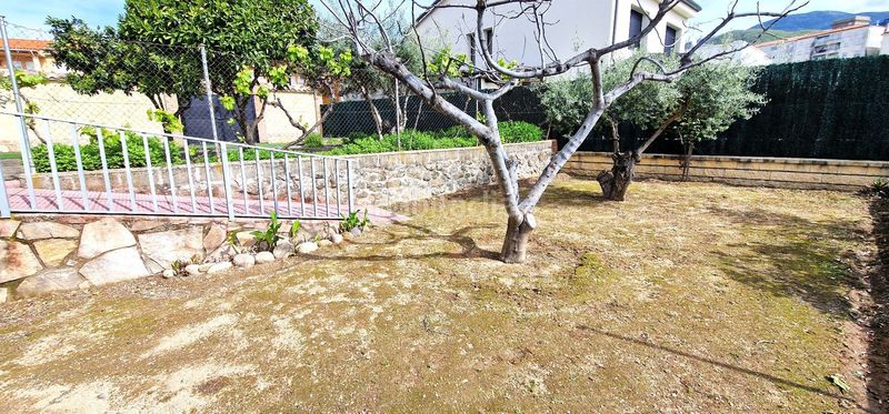 Foto 4a8fbc6f-28fb-4040-9cd9-aff7ad8893d9. Casa a Jarandilla de la Vera